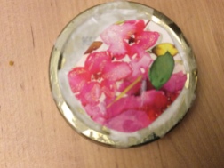 Decorated lid